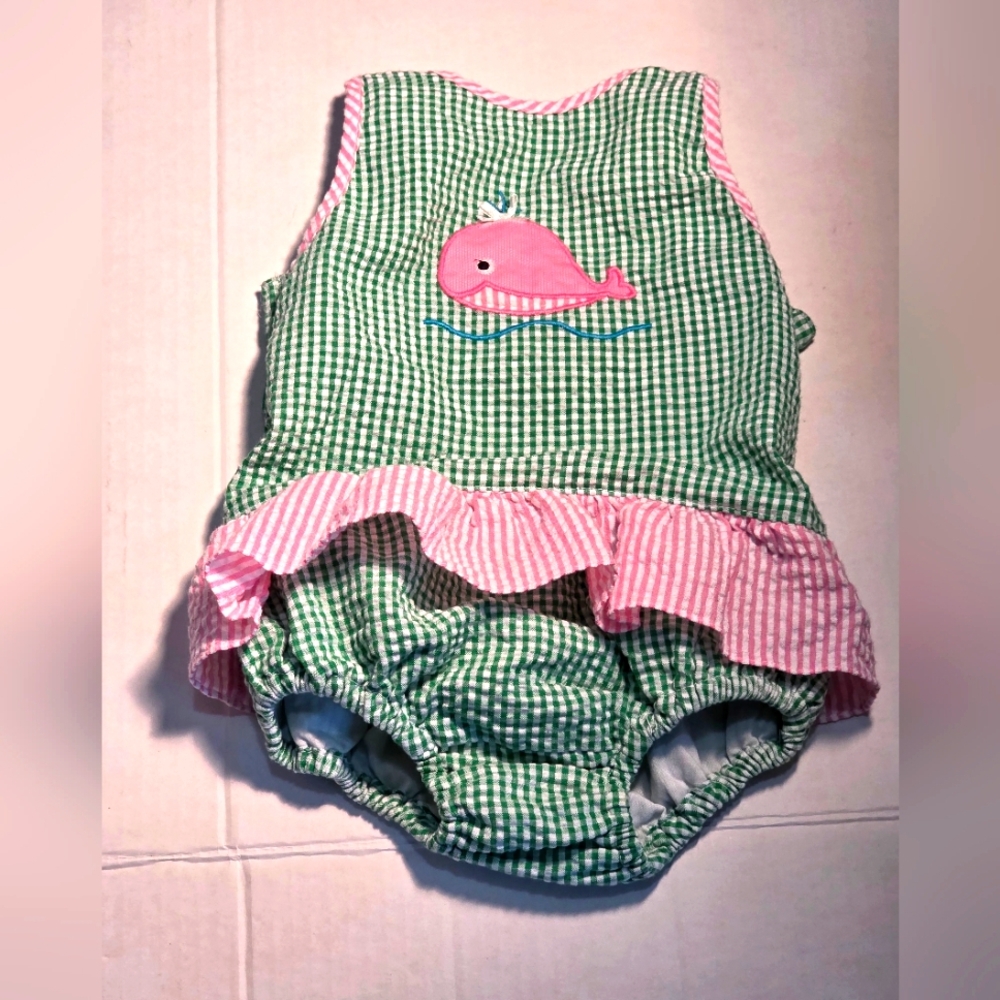 Baby Girls Seersucker Romper Petit Pomme Sz 24 Monthes Whale Ruffles Pink Green